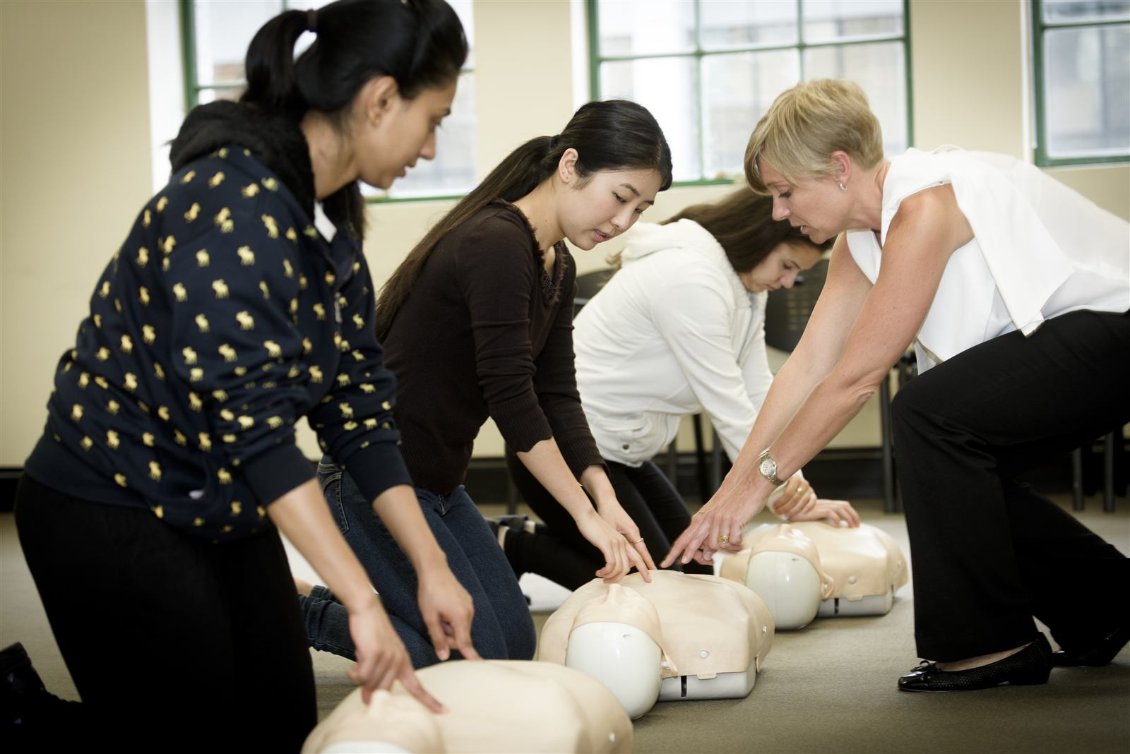 CPR training class in Wollongong